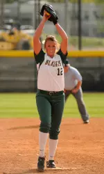 Alisha Smith (9-7) allowed just one earned run while fanning seven batters in Wednesday's opener.