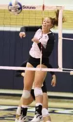 Kate Morrell had 10 kills and a career-best 17 digs against UTSA.