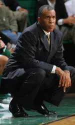 Coach Mike Davis' team dropped a 62-55 decision to Murray State Sunday afternoon.