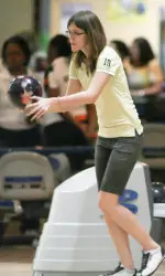 Marissa Ferreira bowled a pair of games over 200 on Saturday and helped UAB claim its first ever tournament victory on Sunday.