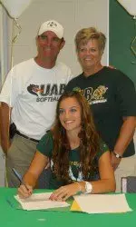Recruit Kelly Britt with her parents Mike and Sue Britt.