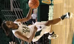Freshman forward Karisma chapman scored 17 points, including 13 in the first half.