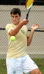 Chris Helliar was a 6-0, 6-1 winner at No. 6 singles.