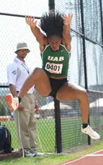 Akira McSwain finished in fifth place in the heptathlon at the Sea Rays Relays.