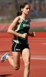 Rhiannon Johns collected her second consecutive C-USA title in the 10,000m on Friday.