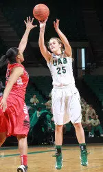 Senior Michaelea Kleist scored nine points in the win.