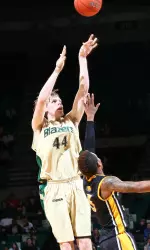 Sophomore Jordan Swing is averaging 17.0 ppg in his two games back in uniform after missing the previous three contests with a hand injury.