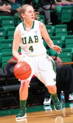 Kelsie Weynand set her UAB career-high in points for the second straight game with 11.