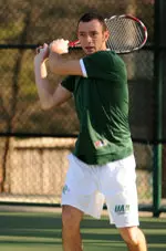 Tom Puetz won his No. 6 singles match in quick fashion on Saturday.