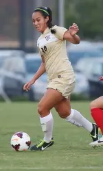 Jasmine Kauka, a 2013 Conference USA All-Conference Third Team honoree, earned the C-USA Spirit of Service Award.