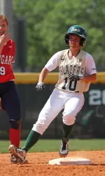 Amy Dennis and the Blazers defeated IUPUI, 3-0, on Sunday.