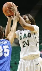 UAB's Karisma Chapman scored a game-high 21 points in the loss.