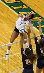 Sophomore Gabby Deshotel led UAB with 15 kills in the win over Middle Tennessee.
