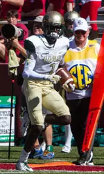 UAB wide receiver J.J. Nelson, who ranks No. 3 in the country in kickoff return average (34.7 avg.), has been key to the Blazers' success this season.