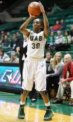 Senior Ashley Grimes led UAB with 21 points against Middle Tennessee.