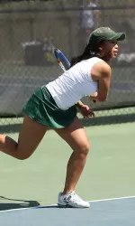 UAB's Elaine Simon took her match at court No. 4 to the third set tiebreaker.