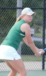 UAB's Catherine Ragon picked up a win at the No. 6 singles court.