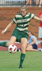 Senior midfielder Johanna Liney scored a goal in the team's season-opening win at South Alabama.