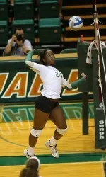 Senior Leslie Ekpe recorded a team-high four blocks against Ole Miss.