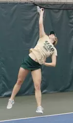 UAB's Catherine Ragon advances to tomorrow's action in Midland.