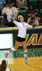 Senior Bethanie Thomas had six kills and three blocks against Charlotte.