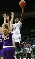 Junior Chelsee Black led UAB with 18 points in the win over Middle Tennessee on Saturday.