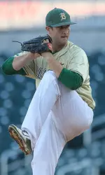 Johnny Lieske pitched 5.1 innings and picked up the loss on Sunday.