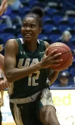 Junior forward Keonna Farmer reeled in a career-best 17 boards.