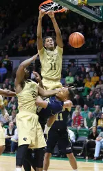 Dirk Williams scored a game-high 19 points against Middle Tennessee.