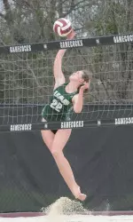 Tressa Buckland and Avei Logoleo finish 1-1 at the College of Charleston Duals after defeating UNC-Wilingtin at the No. 4 position.