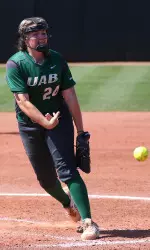 Junior Cara Goodwin is now tied for the third-most wins in a single season with her 17th victory of 2016.