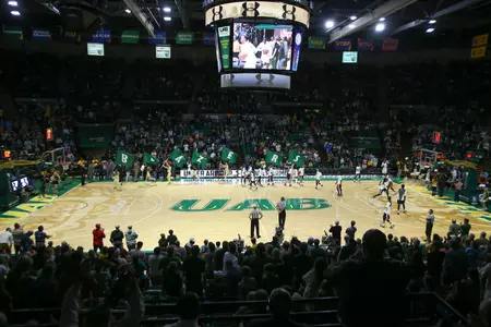 Men's Basketball Crowd