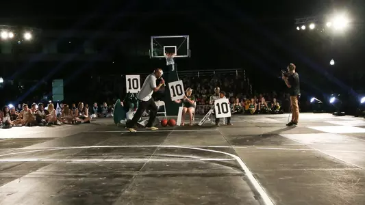 Hoops