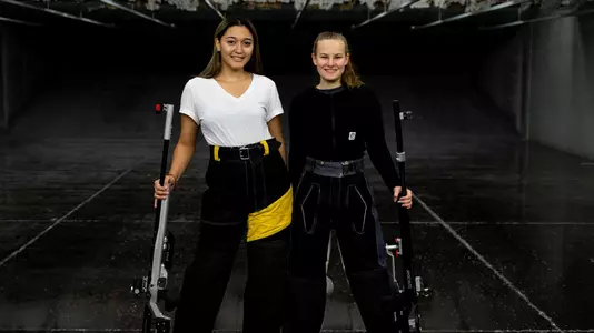 Sophia Flores, Amy Kohan