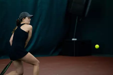 Annalisa Smith hits a backhand.