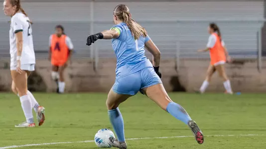Anika Toth