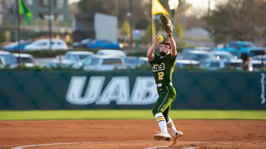 Caitlin Russell Pitching