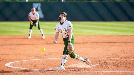 Caitlin Russell Pitching