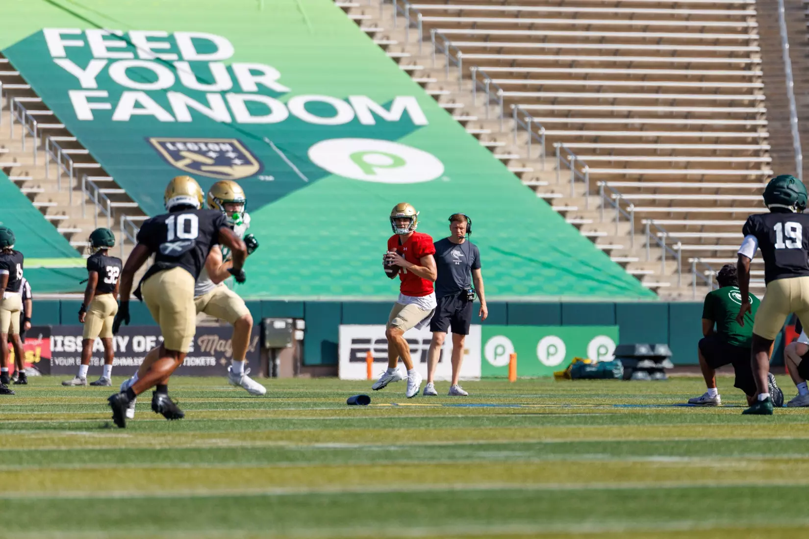 FB Fall Camp Scrimmage #1: Ryder Burton