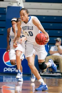 Bulls Fall At Hofstra, 77-60 Image