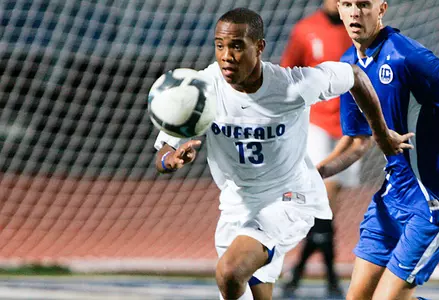 Bulls Battle Detroit and Weather, Fall 1-0 Image