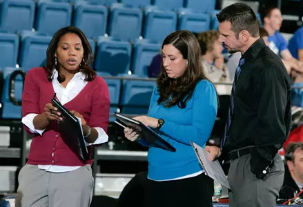 Bulls Add Three During Early Signing Period Image