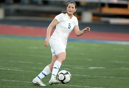 Shannon Algoe Earns MAC All Academic Honors Image