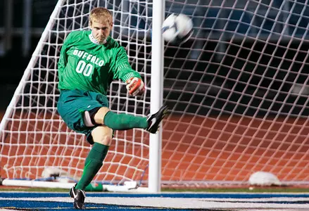 Men's Soccer Drops 1-0 Decision at New Mexico Image