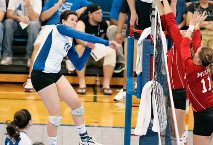 Volleyball Picks Up First Ever MAC Opening Win Image