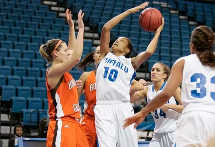 Brown And Fortman Reach Milestones In Victory Over CMU, 92-89 Image