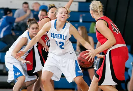 Quick Start Leads Bulls To 77-61 Win Over Ball St. Image