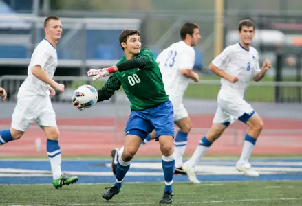 Western Michigan Final Minute Goal Defeats Bulls, 2-1 Image