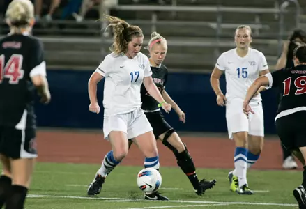 UB Offense Unable to Capitalize in Loss to Huskies Image