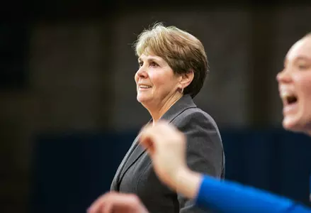 Women's Basketball Signs Three To National Letters Of Intent Image